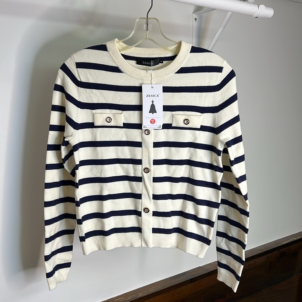 NWT Amazon Zesica Striped Navy and Cream Faux Cardigan Pullover Sweater- S